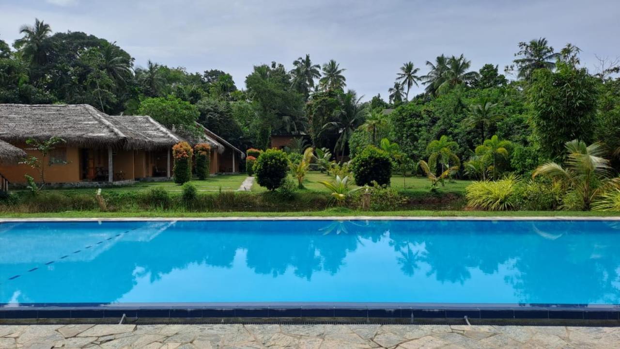 Happy Man Village Bentota Exterior foto